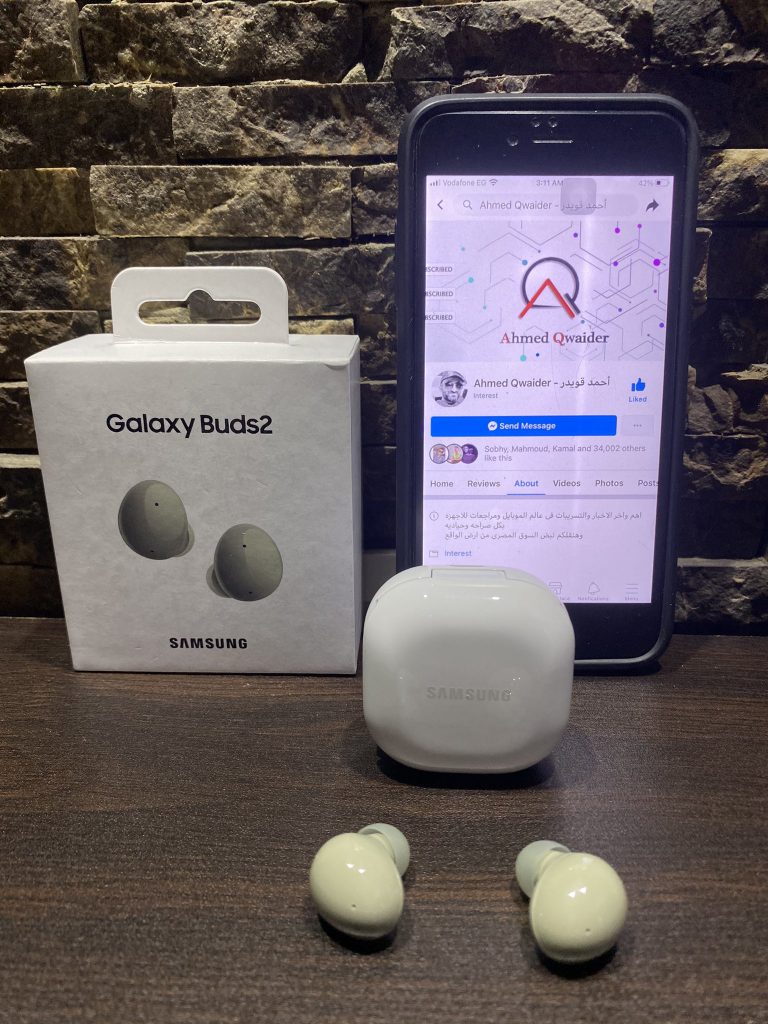 SAMSUNG GALAXY BUDS 2 live images
